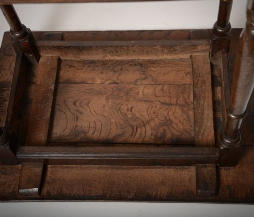 EARLY C18TH CENTRE OR TAVERN TABLE - ADDITIONAL PHOTO 6