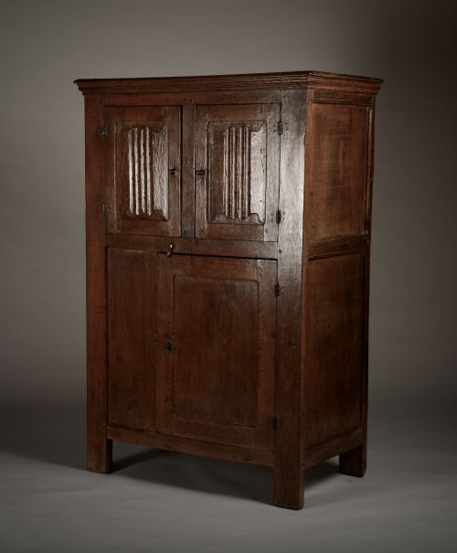 EARLY C17TH CUPBOARD - ADDITIONAL PHOTO 1
