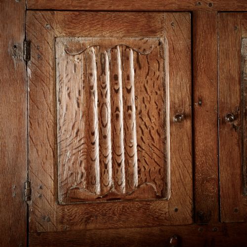 EARLY C17TH CUPBOARD - ADDITIONAL PHOTO 6