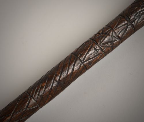 SUPERB EARLY CARVED PROTECTOR OR PRIEST - ADDITIONAL PHOTO 3