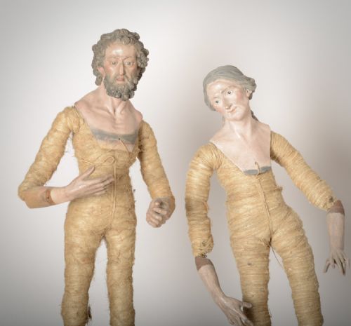 PAIR OF EARLY C18TH NEAPOLITAN CRECHE FIGURES SCULPTURES - ADDITIONAL PHOTO 3
