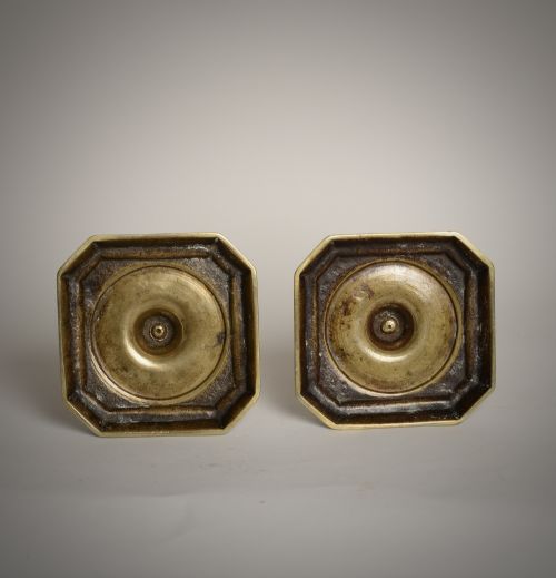 RARE PAIR OF LATE 17TH CENTURY CANDLE STICKS - ADDITIONAL PHOTO 3