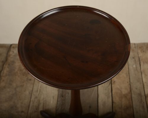 GEORGE 111 MAHOGANY CANDLE STAND - ADDITIONAL PHOTO 4