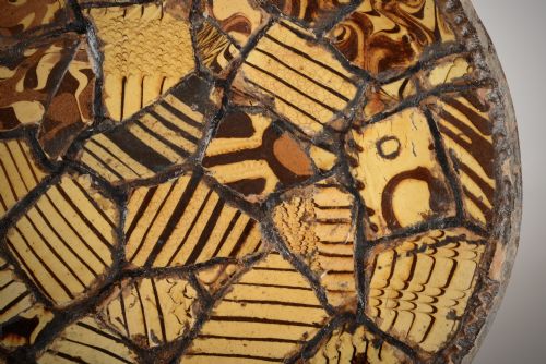 WONDERFUL FOLK ART SLIPWARE FRAGMENT MOSAIC DISH - ADDITIONAL PHOTO 3