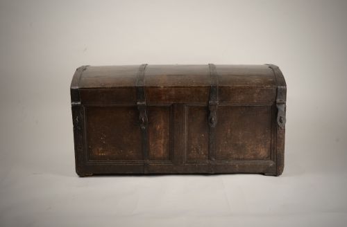 C16TH COFFER CHEST - ADDITIONAL PHOTO 1