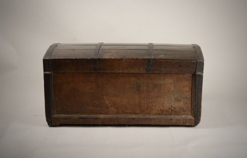 C16TH COFFER CHEST - ADDITIONAL PHOTO 4