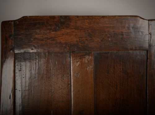 GENEROUS WELSH ARM CHAIR - ADDITIONAL PHOTO 2