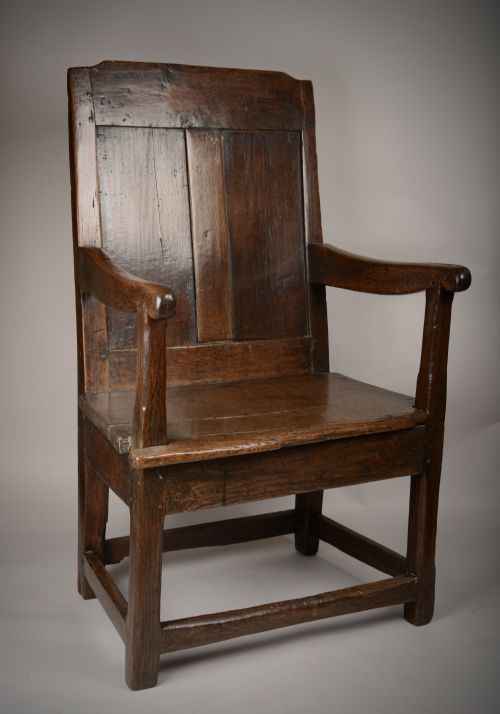 GENEROUS WELSH ARM CHAIR - ADDITIONAL PHOTO 5