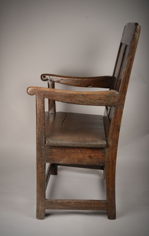 GENEROUS WELSH ARM CHAIR - ADDITIONAL PHOTO 9
