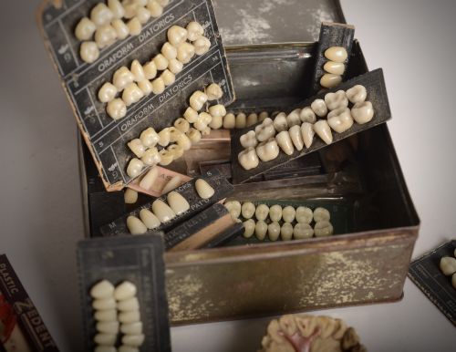 DENTISTS SAMPLES - ADDITIONAL PHOTO 2