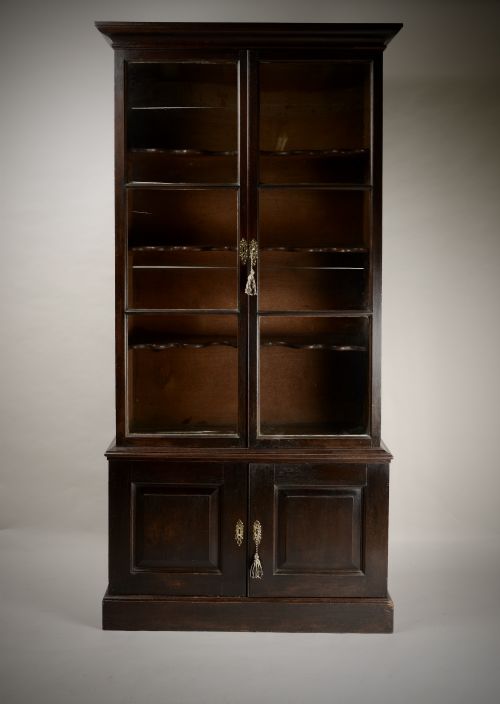EARLY C18TH DISPLAY CASE - ADDITIONAL PHOTO 1