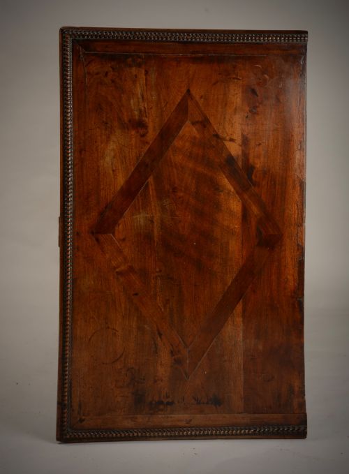 SUPERB WALNUT CHEST OF DRAWERS - ADDITIONAL PHOTO 4