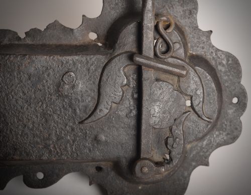 C17TH DECORATIVE RIM LOCK - ADDITIONAL PHOTO 1