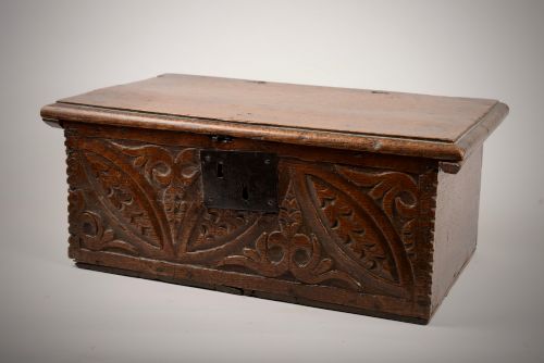 C17TH TABLE BOX WITH INTERNAL DRAWERS - ADDITIONAL PHOTO 1