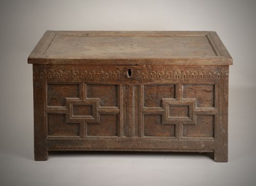 LATE ELIZABETHAN CHEST COFFER - ADDITIONAL PHOTO 1