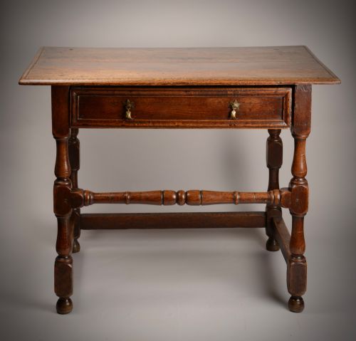 Substantial C17th Oak Side Table
