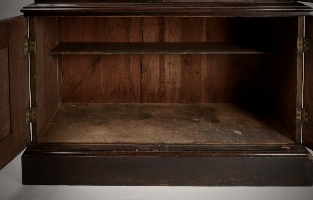 Early C18th Display case. View IV