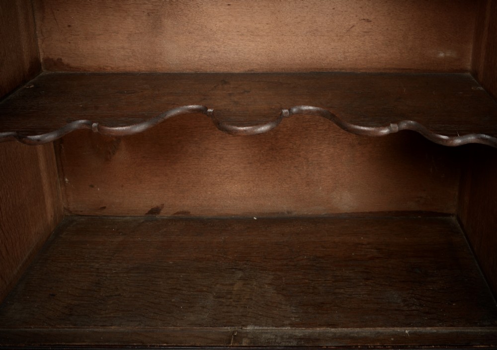 Early C18th Display case. View V