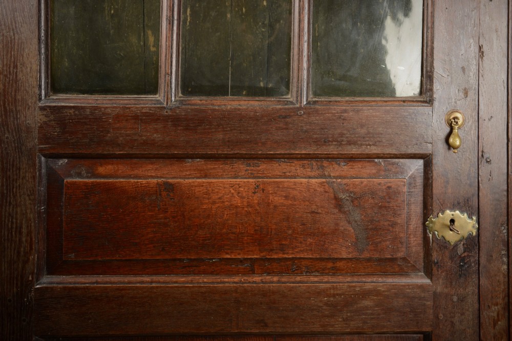 Early Welsh oak corner cabinet View III