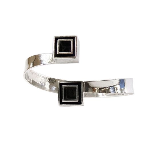 SILVER BANGLE WITH SQUARE TERMINALS BY ALTON