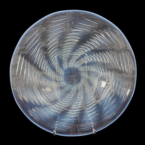 ondes art deco opalescent glass plate by r lalique - CATEGORY: ANTIQUE GLASS - DATED 1930