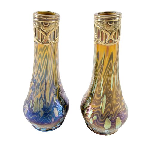 RARE PAIR OF ART NOUVEAU BRASS MOUNTED IRIDESCENT GLASS VASES IN THE CYTISUS NEUROTH DCOR BY LOETZ FOR ARGENTOR - ADDITIONAL PHOTO 4