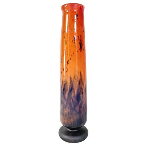 LARGE IMPRESSIVE ART DECO GLASS VASE BY DAUM