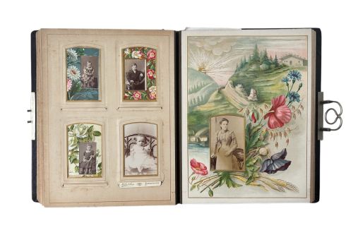 19TH CENTURY LEATHER BOUND PHOTO ALBUM