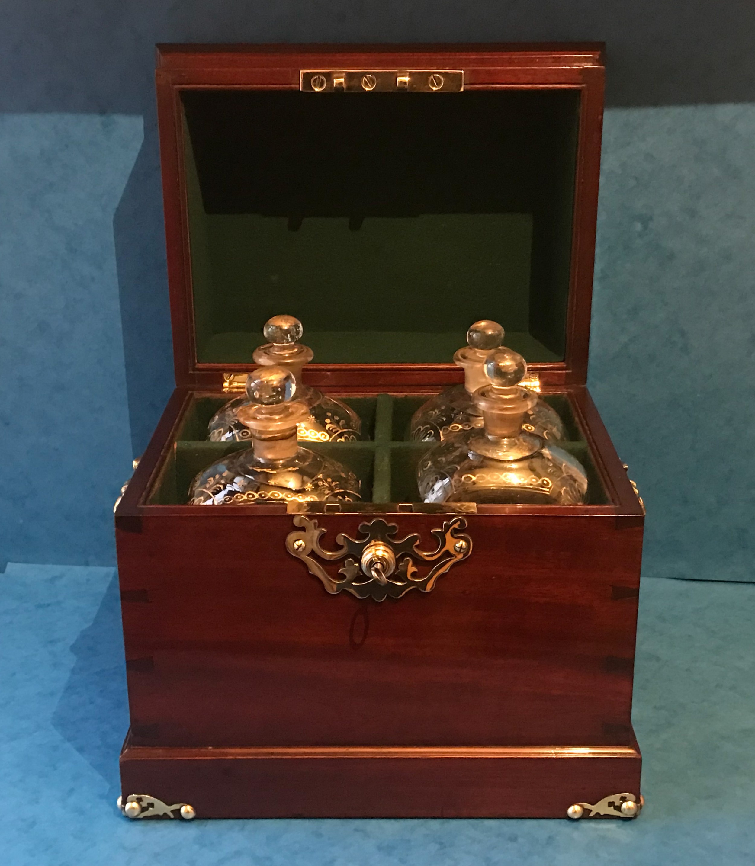 Decanting Box Mahogany Decanter Box, C.1850 | 509785 | Sellingantiques.co.uk