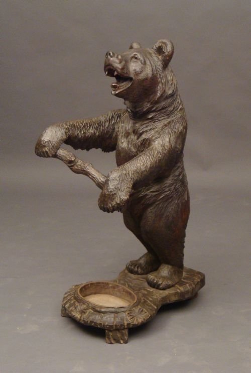 Bear Hall Stand