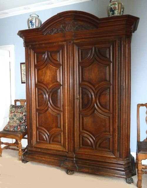 Armoire