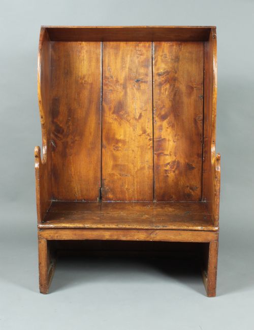 Antique Small Elm Settle