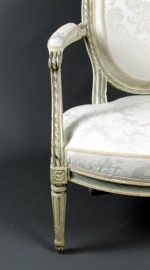 SET OF 4 LOUIS XVI ARMCHAIRS - ADDITIONAL PHOTO 3