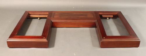PEDESTAL DESK IN THE MANNER OF GILLOWS OF LANCASTER - ADDITIONAL PHOTO 7