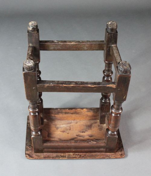17TH CENTURY OAK JOINED STOOL - ADDITIONAL PHOTO 4