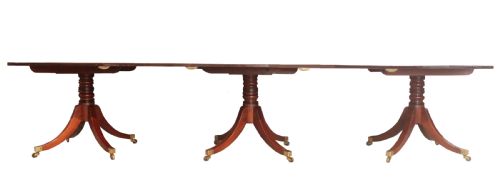 REGENCY MAHOGANY THREE PILLAR DINING TABLE - ADDITIONAL PHOTO 2