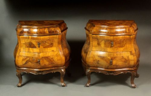 PAIR OF 18TH CENTURY STYLE BEDSIDE CHESTS - ADDITIONAL PHOTO 1