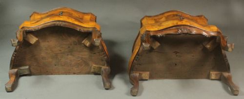 PAIR OF 18TH CENTURY STYLE BEDSIDE CHESTS - ADDITIONAL PHOTO 6