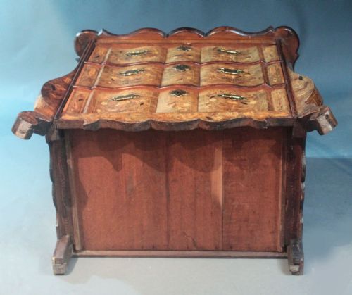 DUTCH MARQUETRY CHEST - ADDITIONAL PHOTO 14