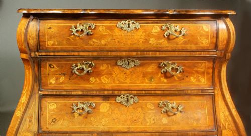 DUTCH MARQUETRY BOMB CHEST - ADDITIONAL PHOTO 7