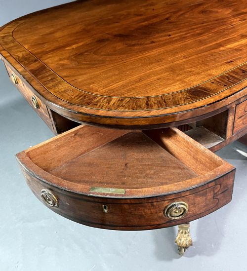 REGENCY MAHOGANY CENTRE TABLE IN THE MANNER OF GILLOWS - ADDITIONAL PHOTO 2