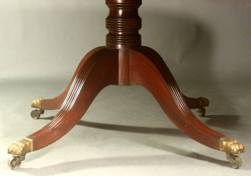 REGENCY MAHOGANY CENTRE TABLE IN THE MANNER OF GILLOWS - ADDITIONAL PHOTO 3