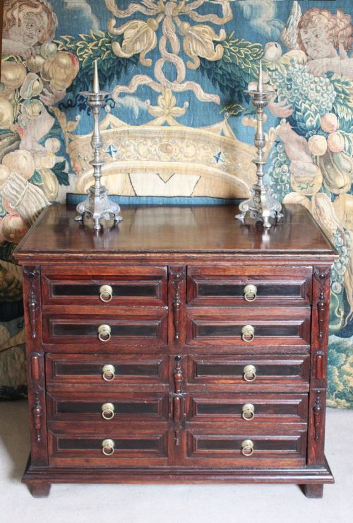 CHARLES II MOULDED FRONT OAK CHEST OF DRAWERS - ADDITIONAL PHOTO 7