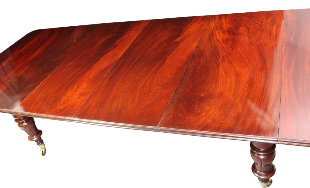 Early Victorian mahogany dining table View III