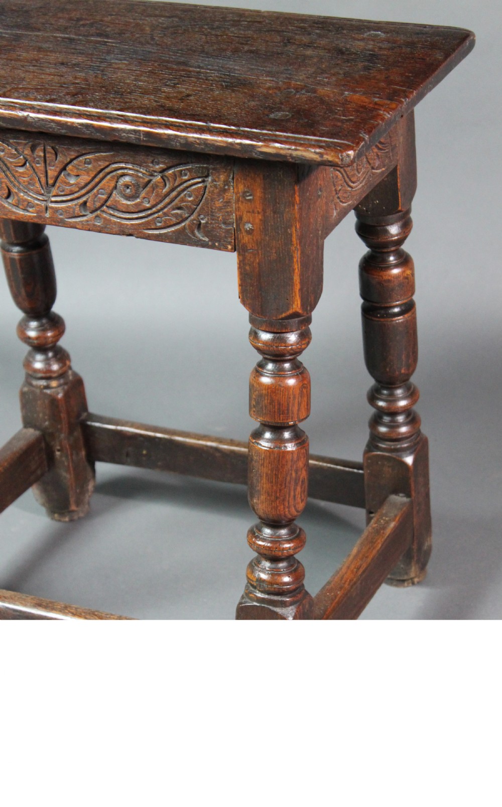Oak joined stool View IV