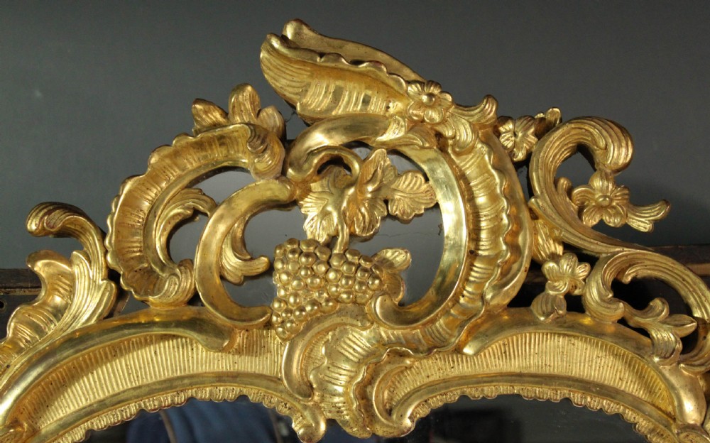 Louis XVI console and mirror View IV