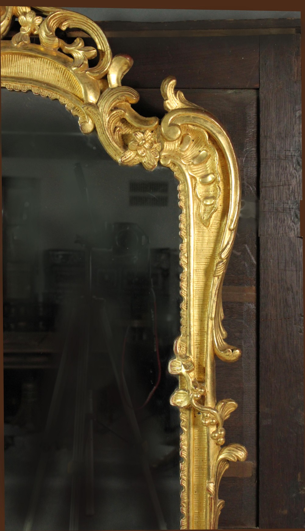 Louis XVI console and mirror View VI