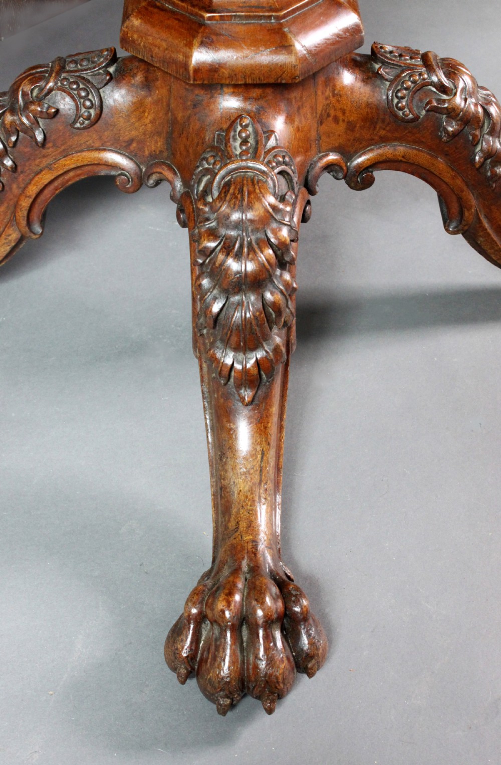 Burr oak octagonal table View VI