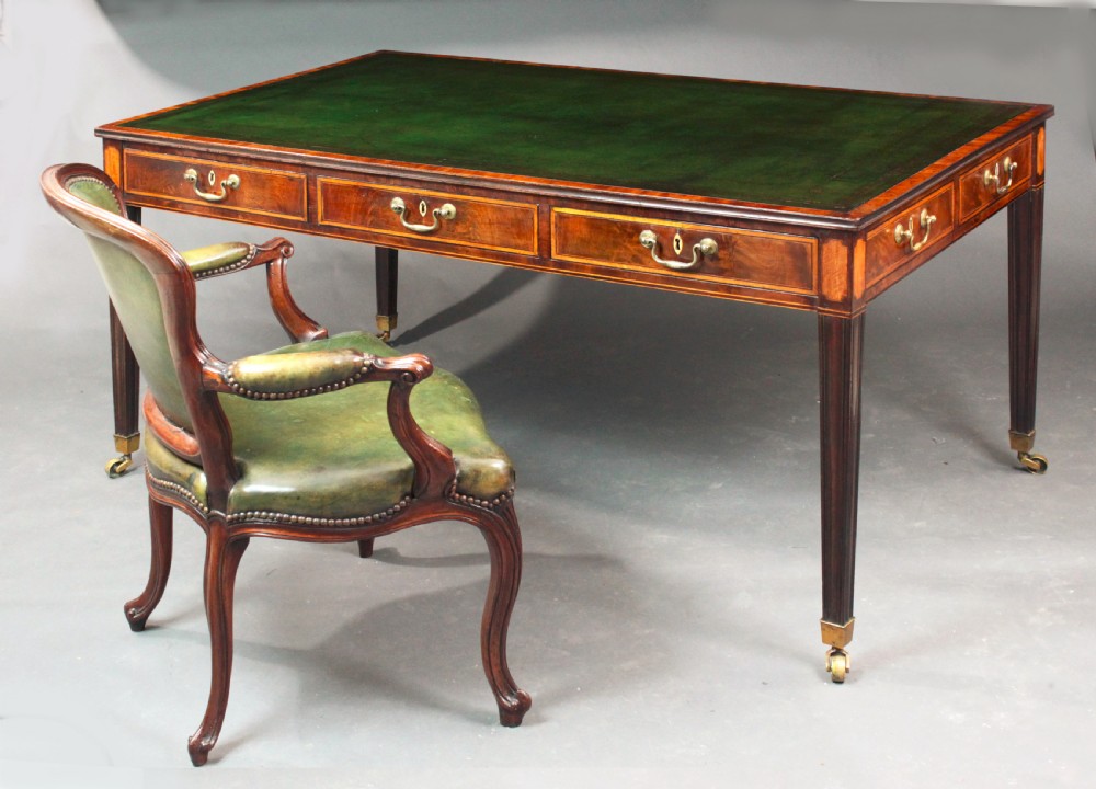 Georgian mahogany writing table View IX
