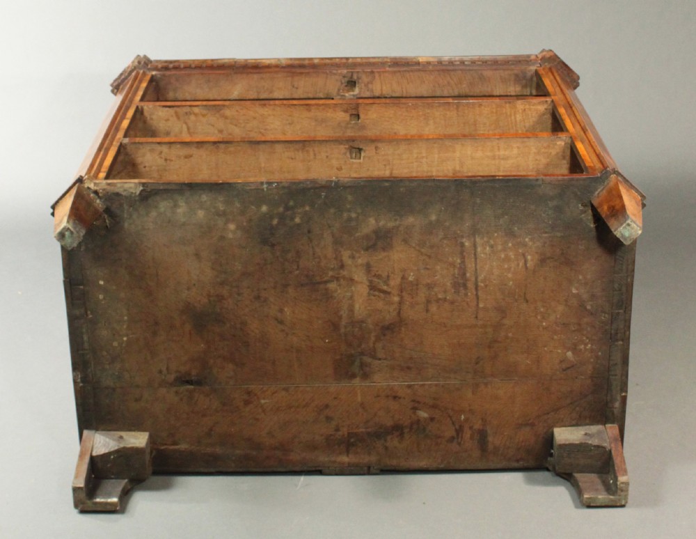 18th Century Dutch Walnut Commode View VII